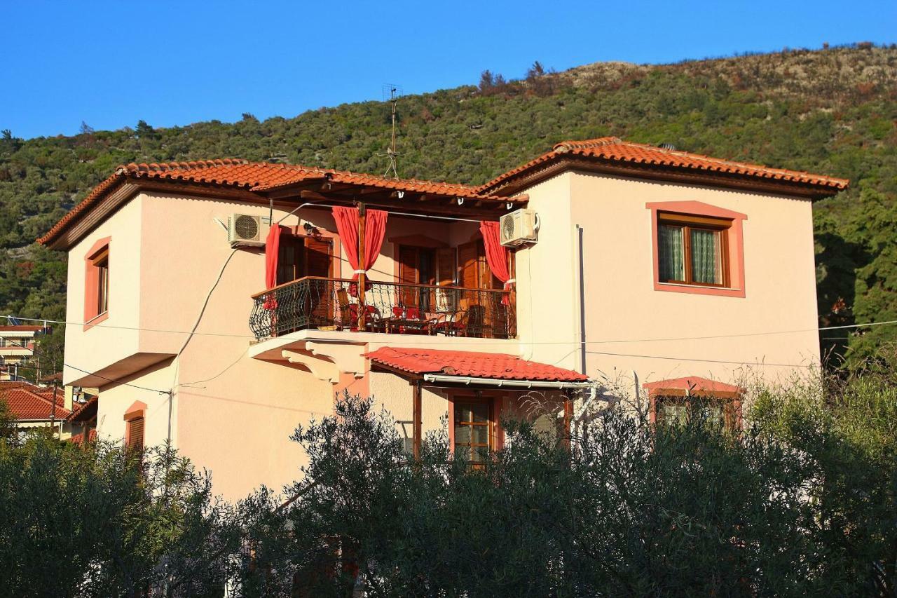 Villa Olga Prínos Esterno foto
