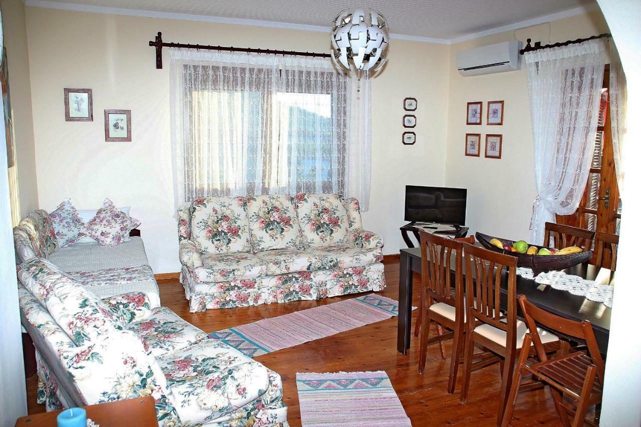 Villa Olga Prínos Esterno foto