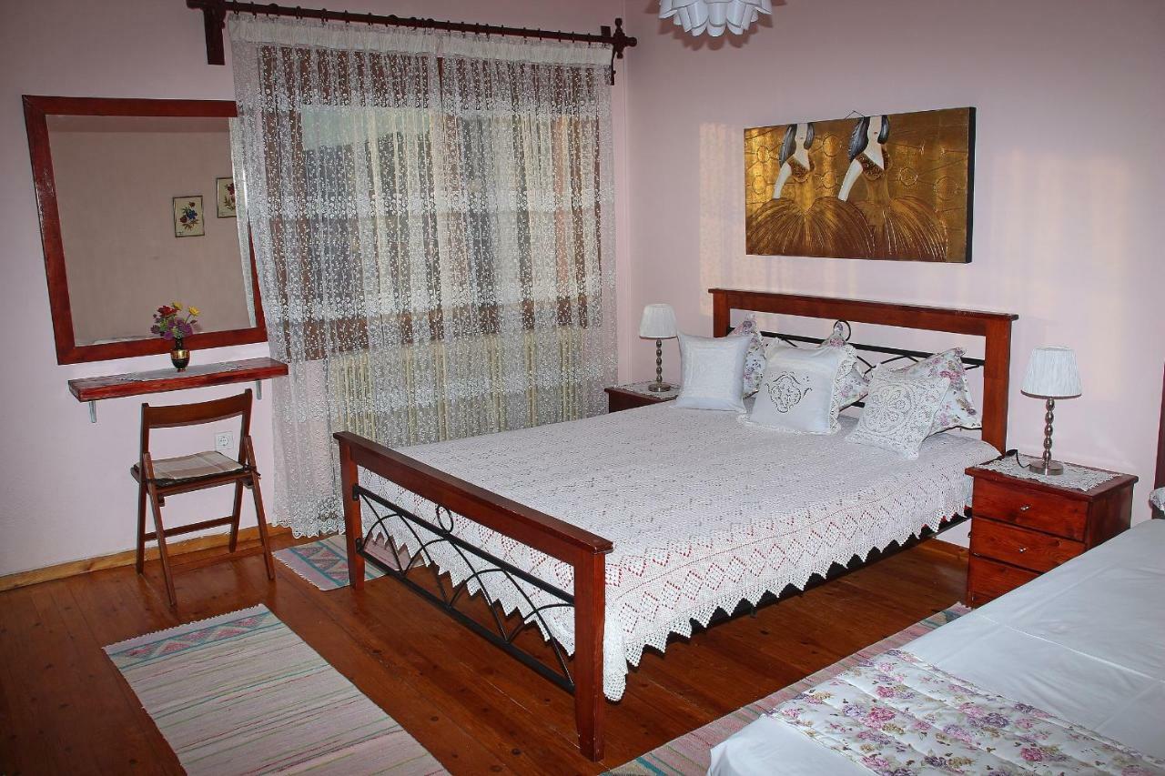 Villa Olga Prínos Esterno foto