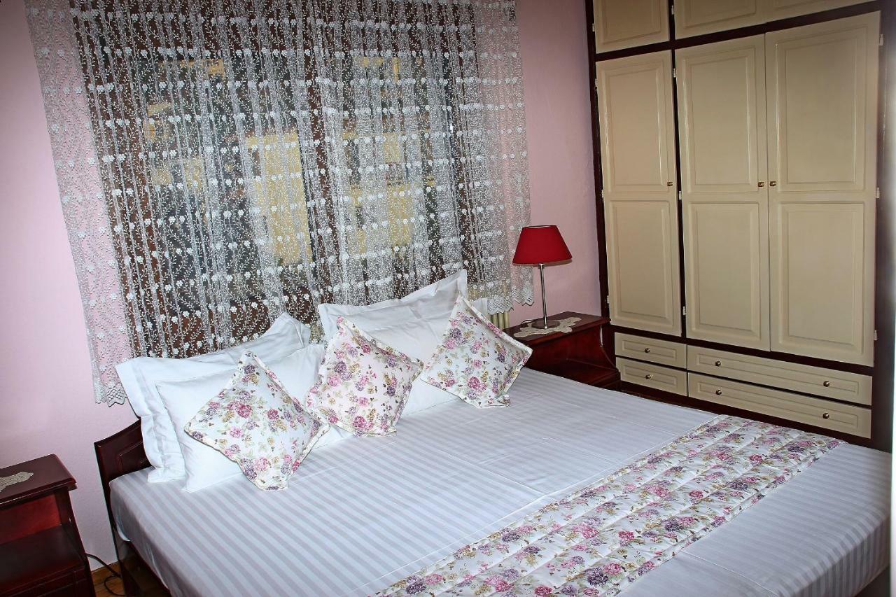 Villa Olga Prínos Esterno foto